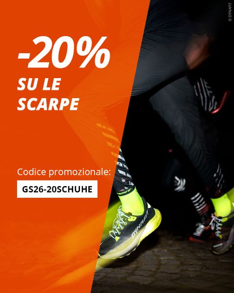 Corridore con scarpe chiare di notte, con un testo che offre il 20% di sconto sulle scarpe e un codice promozionale "GS26-20SCHUHE" su sfondo arancione.